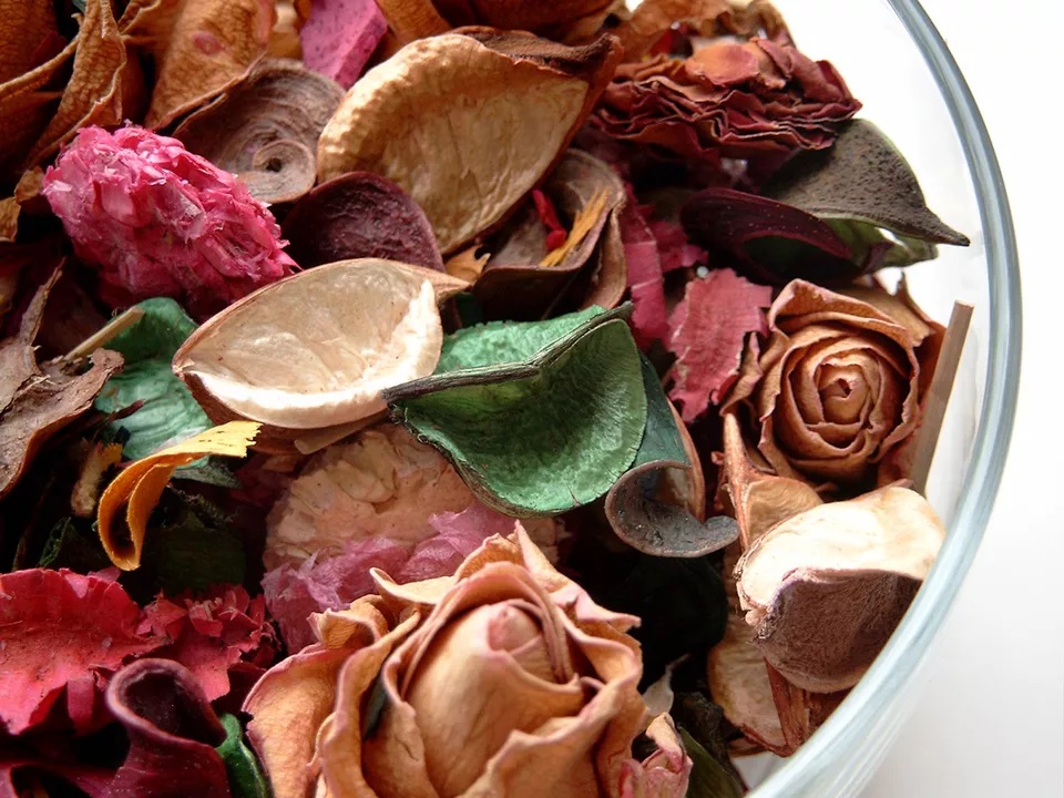 How to Make Potpourri